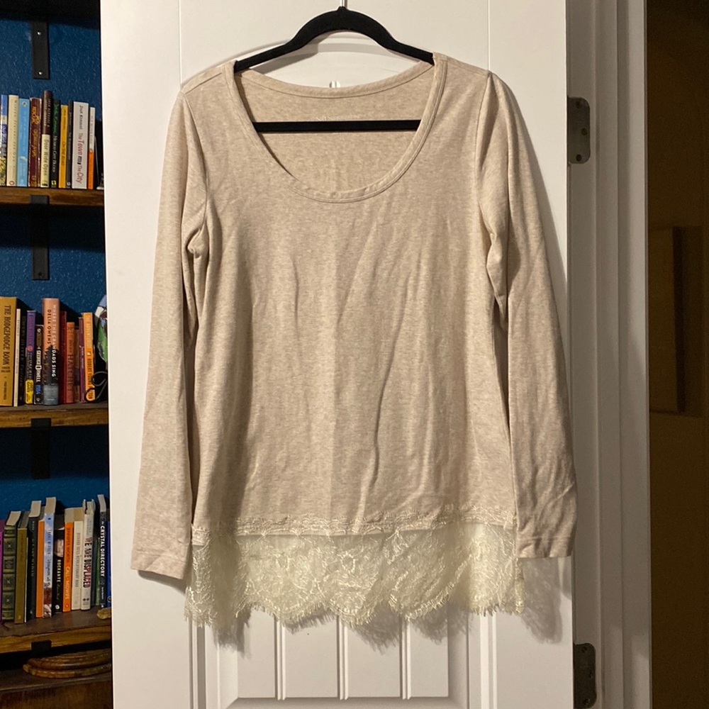 Soft surroundings long sleeve tee with lace hem